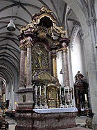 Im Dom Im Dom