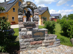 schönes Jakobsweg Denkmal schönes Jakobsweg Denkmal