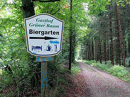 Schild Biergarten